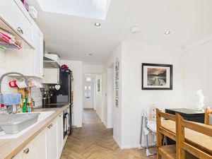 Photo 7- click for photo gallery